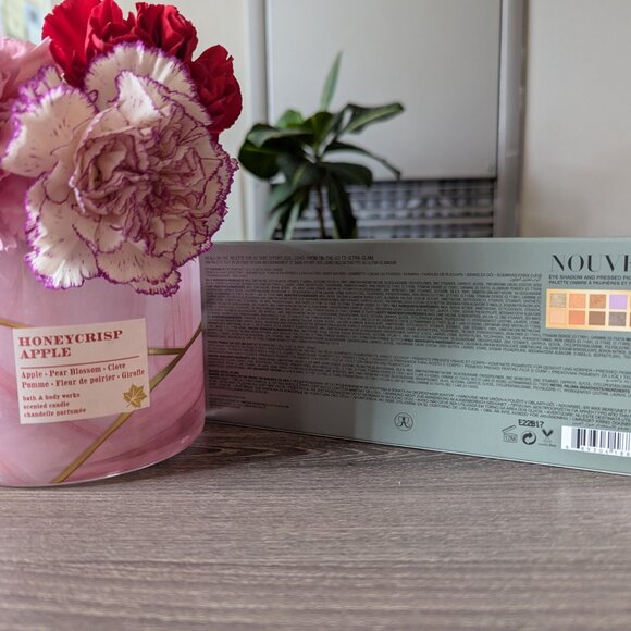 Anastasia Beverly Hills - Picture 2 of 4